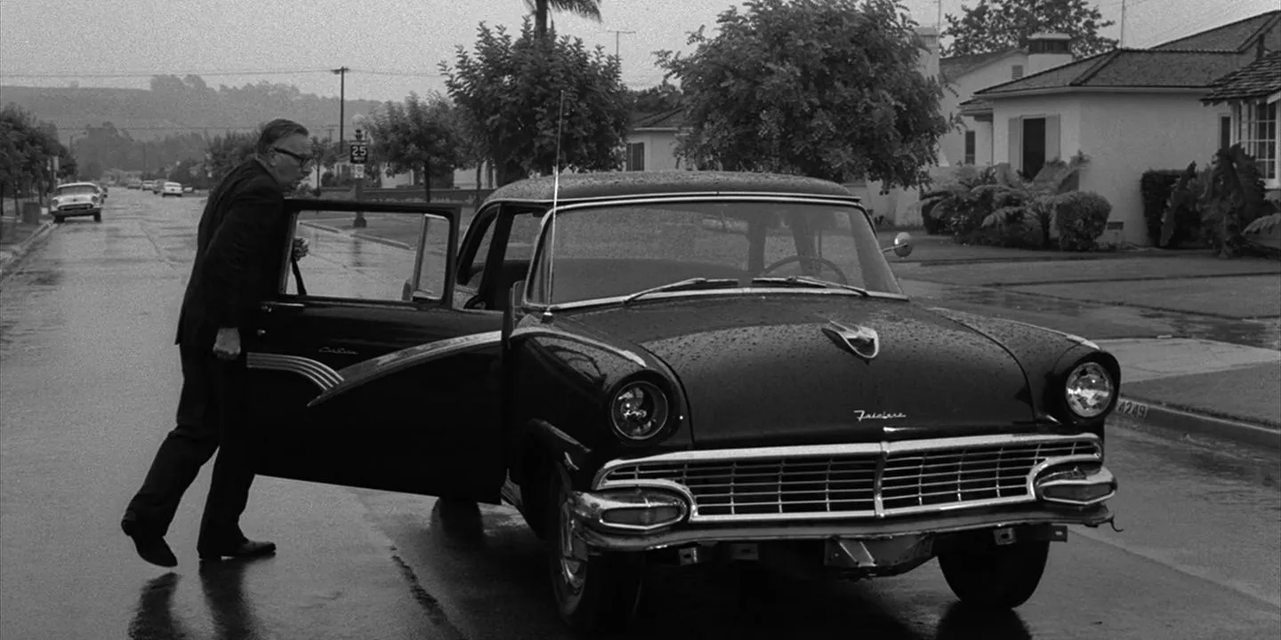 El coche embrujado en el episodio The Twilight Zone