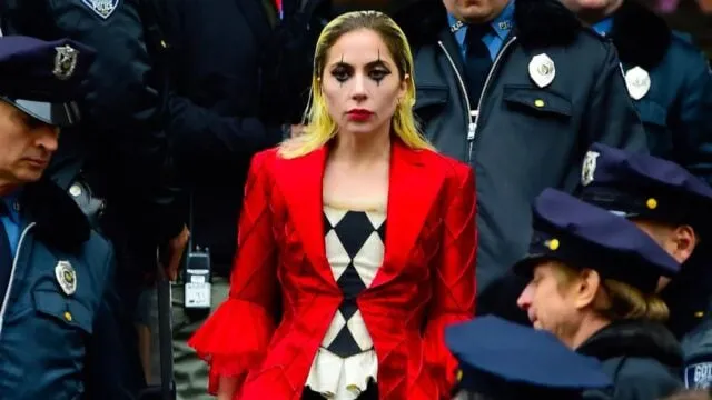 Джокер 2: Леди Гага в образе Харли Квинн впервые услышана в новом тизере